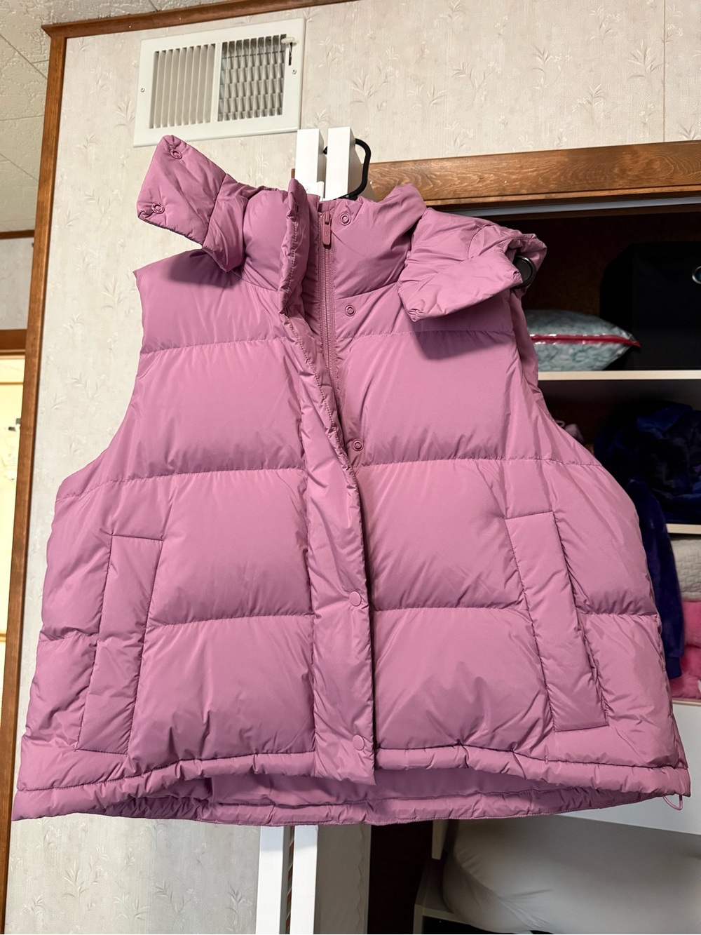 Lululemon Wunder Puff Cropped Vest